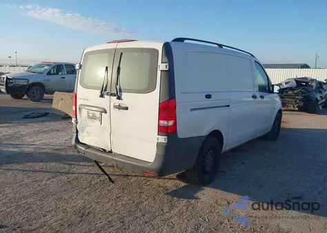 2016 Mercedes-Benz Metris z USA, uszkodzony, nr VIN WD3PG2EA2G3095705